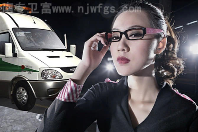 依维柯卫富特种汽车制服诱惑